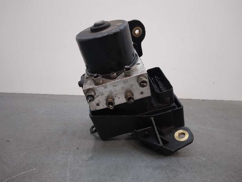 Recambio de abs para opel zafira b 1.9 cdti referencia OEM IAM 13244860  