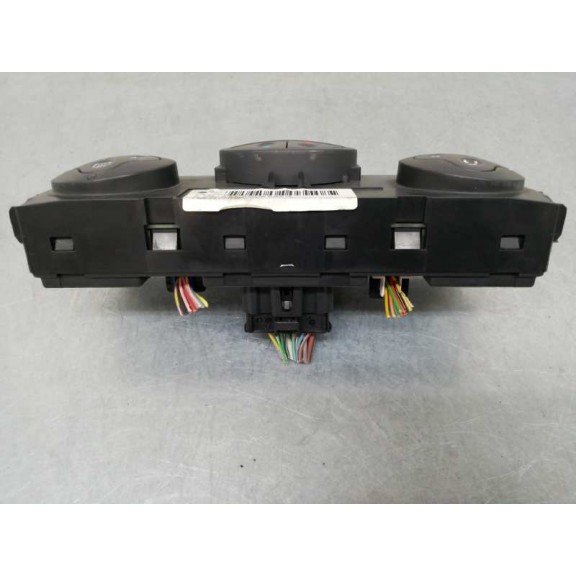 Recambio de mando climatizador para renault megane ii berlina 5p authentique referencia OEM IAM 8200344840  