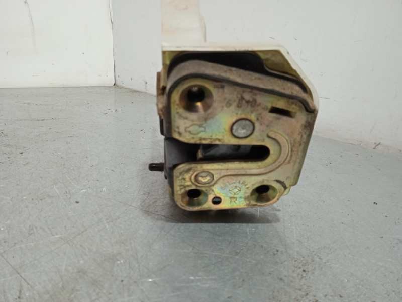 Recambio de cerradura puerta trasera derecha para nissan x-trail (t30) comfort referencia OEM IAM 805524U300 805524U300 2 PINS