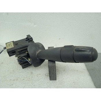 Recambio de mando luces para nissan interstar mod. 04 (x70) 2.5 dci diesel cat referencia OEM IAM 8200199519 VOLANTE 