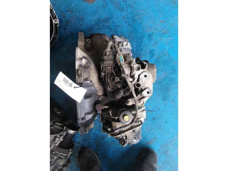 Recambio de caja cambios para opel meriva cosmo referencia OEM IAM A25943F17W394 F17W394 PILOTADA
