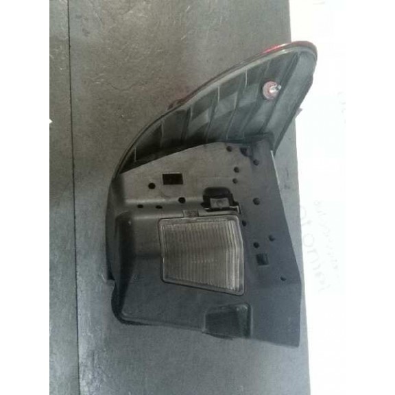 Recambio de piloto trasero izquierdo para bmw serie 3 berlina (e46) 330d referencia OEM IAM EXTERIOR TOCADO 