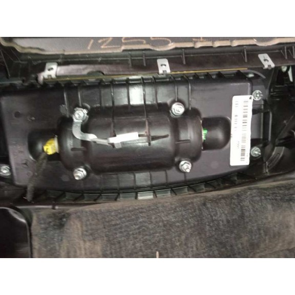 Recambio de salpicadero para mercedes-benz clase c (w204) berlina c 220 cdi (204.008) referencia OEM IAM A2046803787  