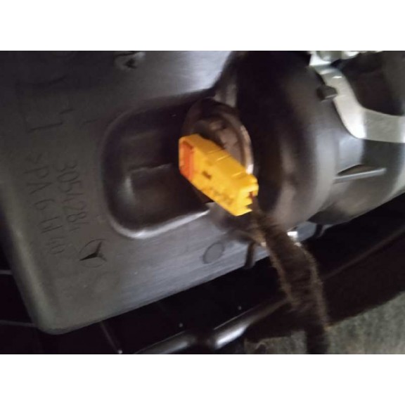 Recambio de salpicadero para mercedes-benz clase c (w204) berlina c 220 cdi (204.008) referencia OEM IAM A2046803787  