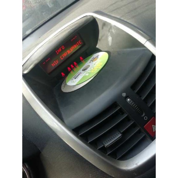 Recambio de display para peugeot 207 sport referencia OEM IAM   