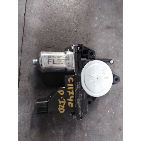 Recambio de motor elevalunas delantero izquierdo para kia carens ( ) 1.7 crdi cat referencia OEM IAM 82450A4010  