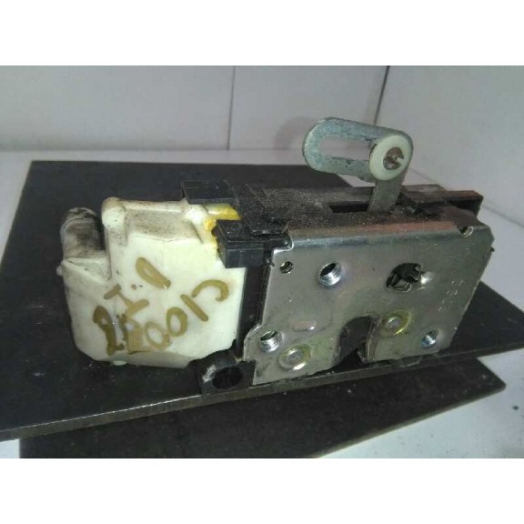 Recambio de cerradura puerta delantera izquierda para fiat punto berlina (188) 1.2 8v referencia OEM IAM   5P 6 PINS