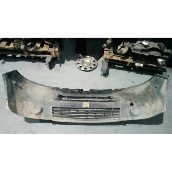 Recambio de paragolpes delantero para nissan interstar mod. 04 (x70) 2.5 dci diesel cat referencia OEM IAM 8200394563 NEGRO PLAS