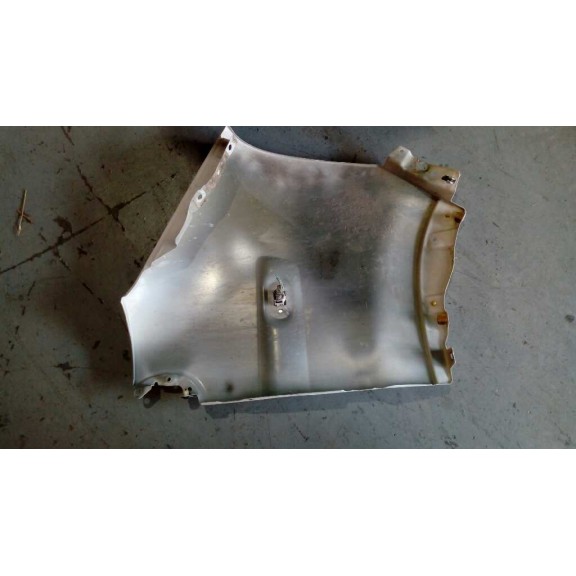 Recambio de aleta delantera izquierda para nissan interstar mod. 04 (x70) 2.5 dci diesel cat referencia OEM IAM  BLANCA 