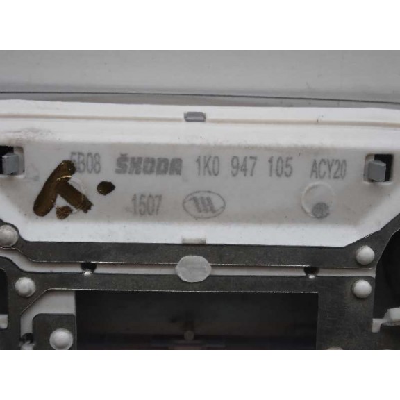 Recambio de luz interior para skoda octavia combi (5e5) style referencia OEM IAM 1K0947105  