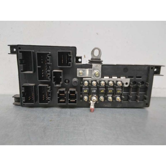 Recambio de caja reles / fusibles para volvo xc90 2.4 diesel cat referencia OEM IAM 518826011  