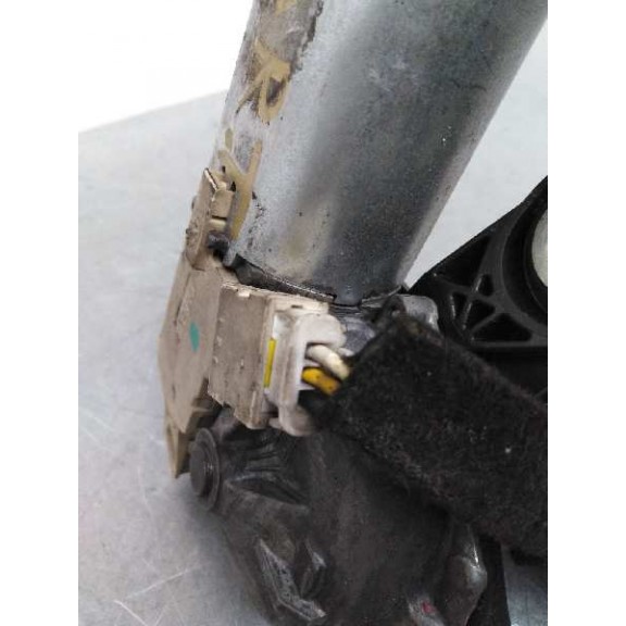 Recambio de motor limpia trasero para opel vivaro combi tour edition referencia OEM IAM  DERECHO 3 PINS