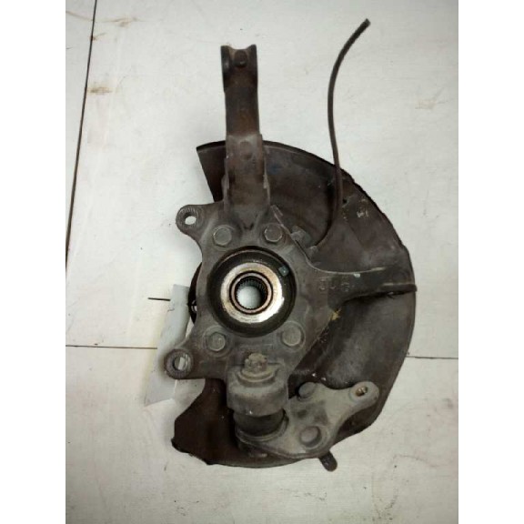 Recambio de mangueta delantera derecha para toyota avensis touring sports advance referencia OEM IAM   