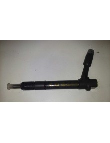 Recambio de inyector para opel corsa c club referencia OEM IAM 013706  