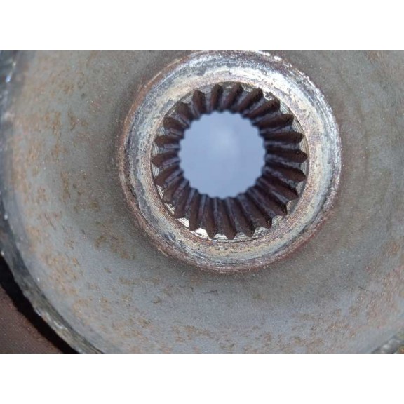 Recambio de mangueta delantera izquierda para renault kangoo furgón compact comfort referencia OEM IAM   