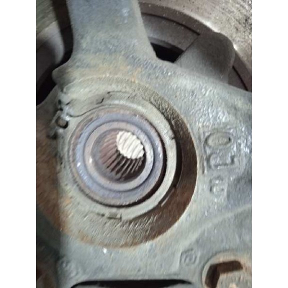 Recambio de mangueta delantera izquierda para renault kangoo furgón compact comfort referencia OEM IAM   