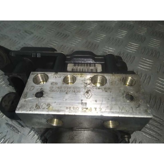 Recambio de abs para renault megane ii classic berlina confort dynamique referencia OEM IAM 8200685699  