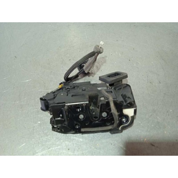 Recambio de cerradura puerta delantera derecha para seat leon (5f1) style referencia OEM IAM 5K1837016E  