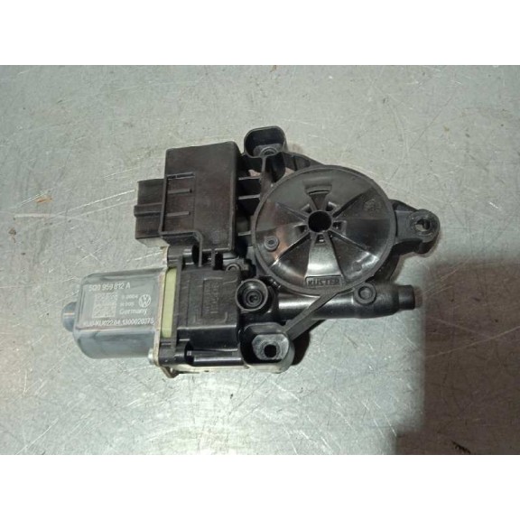 Recambio de motor elevalunas trasero derecho para seat leon (5f1) style referencia OEM IAM 5Q0959812A 5 PINES 