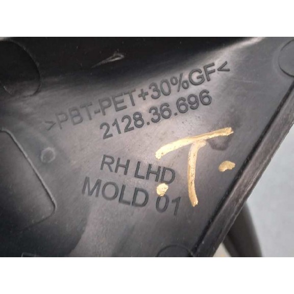 Recambio de retrovisor derecho para ford focus titanium referencia OEM IAM 212836696 ABATIBLE 8 PINES