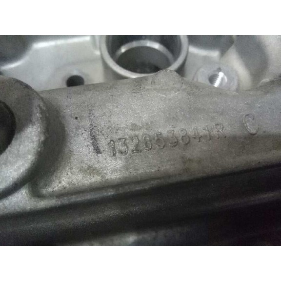 Recambio de tapa balancines para renault megane iii berlina 5 p dynamique referencia OEM IAM 132653841R 132653841R 