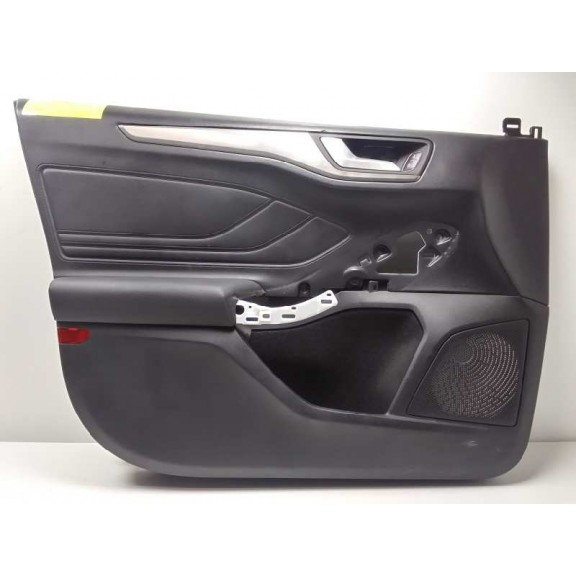 Recambio de guarnecido puerta delantera izquierda para ford focus titanium referencia OEM IAM JX7BA23943AK3ZHE SIN BOTONERA 