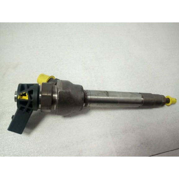 Recambio de inyector para toyota avensis touring sports advance referencia OEM IAM 8514146 0445110613 