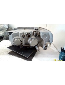 Recambio de faro derecho para kia carnival ii 2.9 crdi cat referencia OEM IAM    2