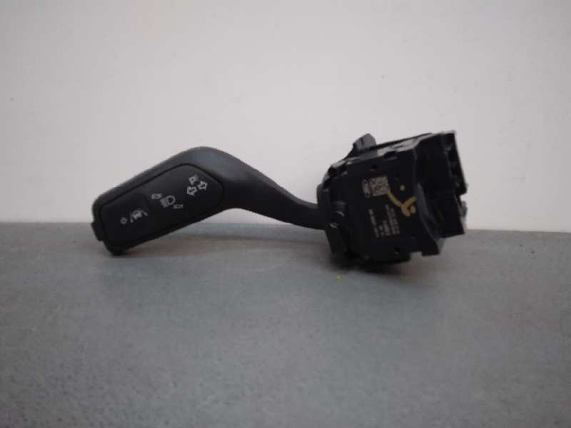 Recambio de mando intermitentes para ford focus titanium referencia OEM IAM H1BT13335BB  