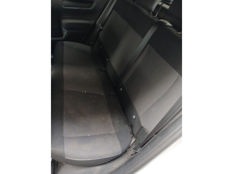 Recambio de asientos traseros para citroën c4 cactus 1.2 thp 110 referencia OEM IAM   