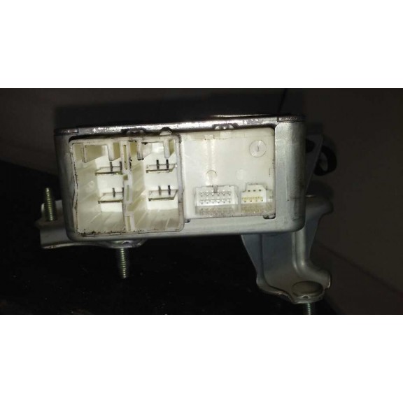 Recambio de centralita direccion para toyota yaris 1.4 turbodiesel cat referencia OEM IAM 896500D160  