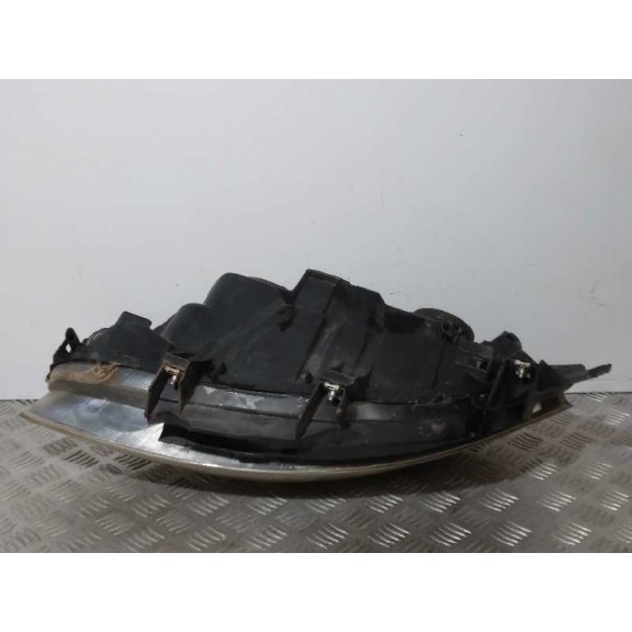 Recambio de faro derecho para fiat croma (194) 1.8 16v cat referencia OEM IAM 51816980 PARA PULIR 