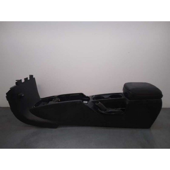 Recambio de apoyabrazos central para volvo s40 berlina 1.8 kinetic referencia OEM IAM 8687408  