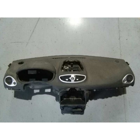 Recambio de salpicadero para renault clio iii 1.5 dci diesel fap referencia OEM IAM   