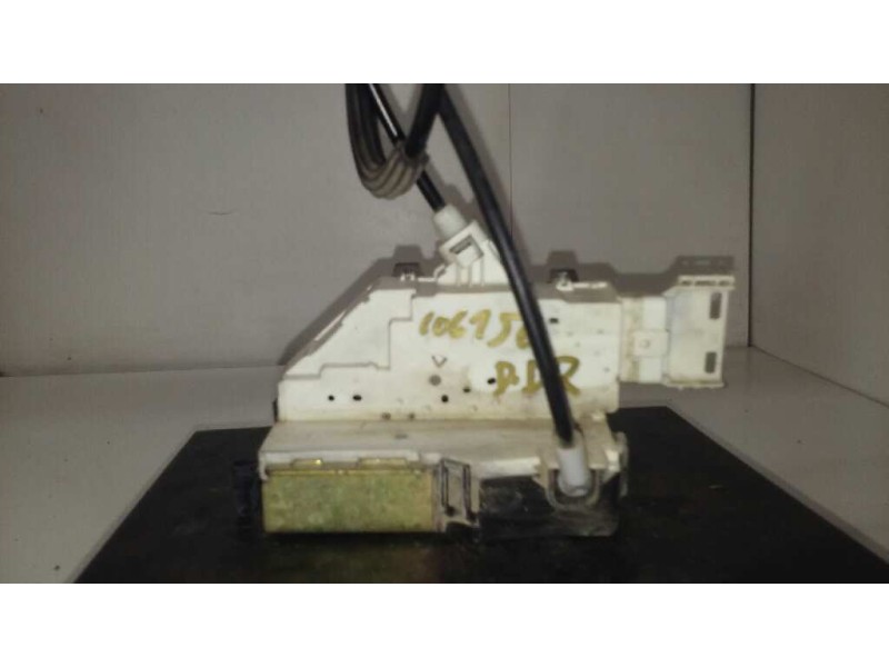 Recambio de cerradura puerta delantera derecha para peugeot 407 st sport referencia OEM IAM   6 PINS