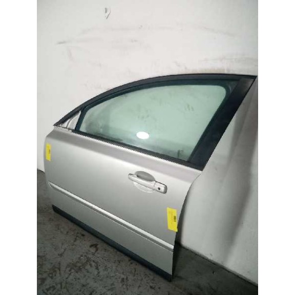 Recambio de puerta delantera izquierda para volvo s40 berlina 1.8 kinetic referencia OEM IAM 31335440  31335440
