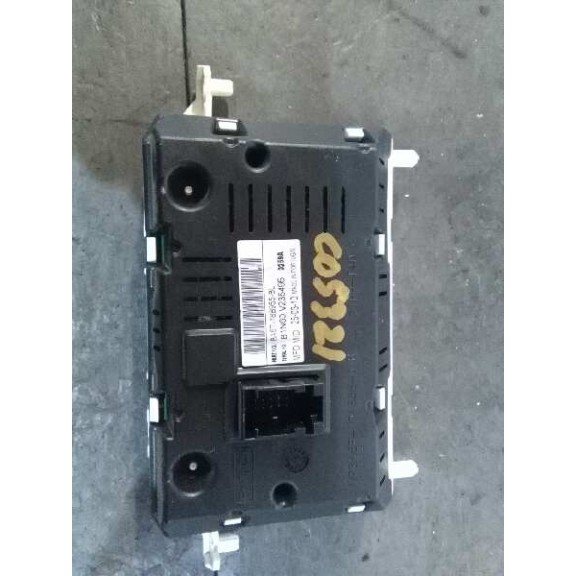 Recambio de display para ford fiesta (cb1) titanium referencia OEM IAM 8A6T18B955BL  