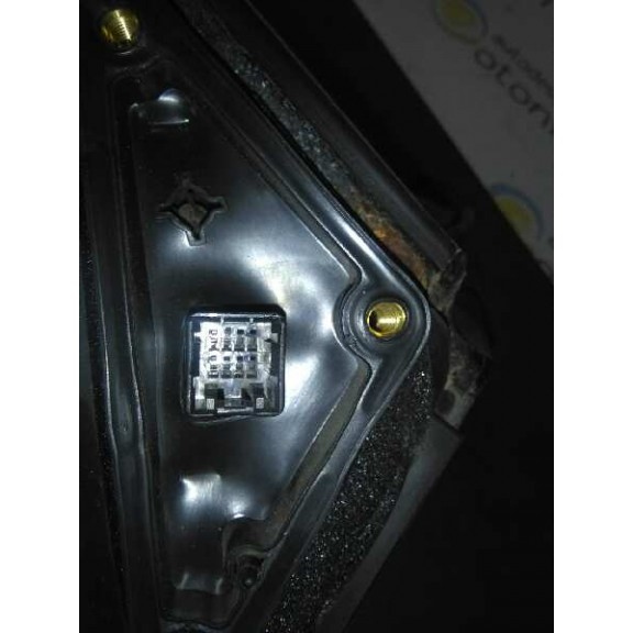 Recambio de retrovisor derecho para kia shuma ii 1.6 ls berlina portón referencia OEM IAM  ELECTRICO 3 PIN GRANATE