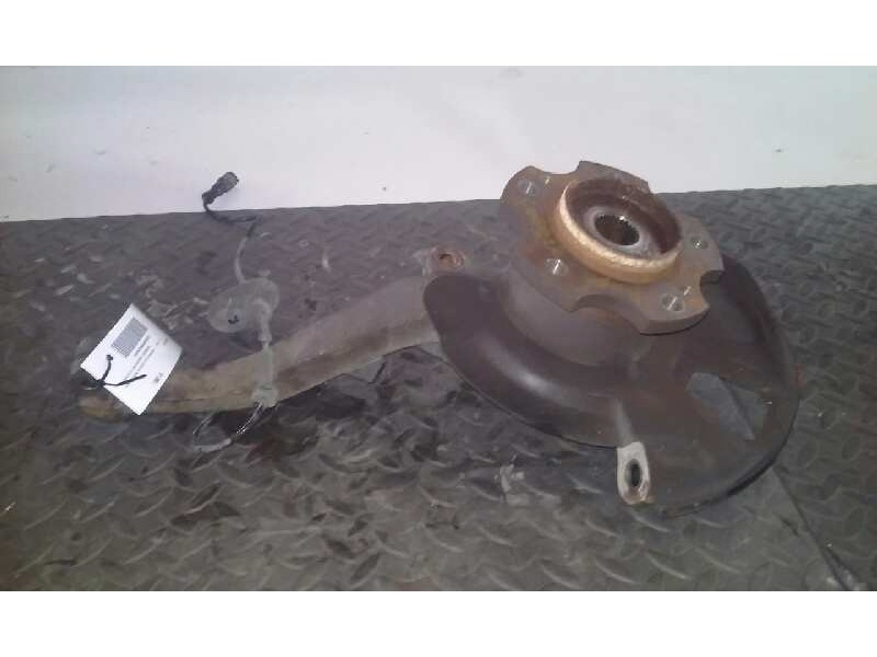 Recambio de mangueta delantera derecha para ssangyong rodius xdi premium referencia OEM IAM 4142021305 4122021100 SENSOR ABS