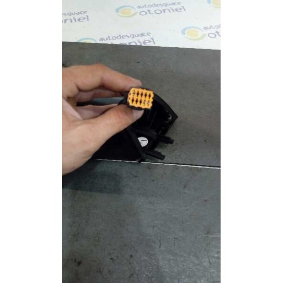 Recambio de retrovisor izquierdo para citroën xsara picasso referencia OEM IAM  3 PINES NUEVO