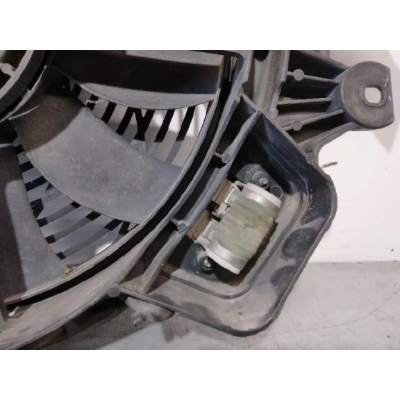Recambio de electroventilador para opel meriva cosmo referencia OEM IAM 52406445 3 PINES 