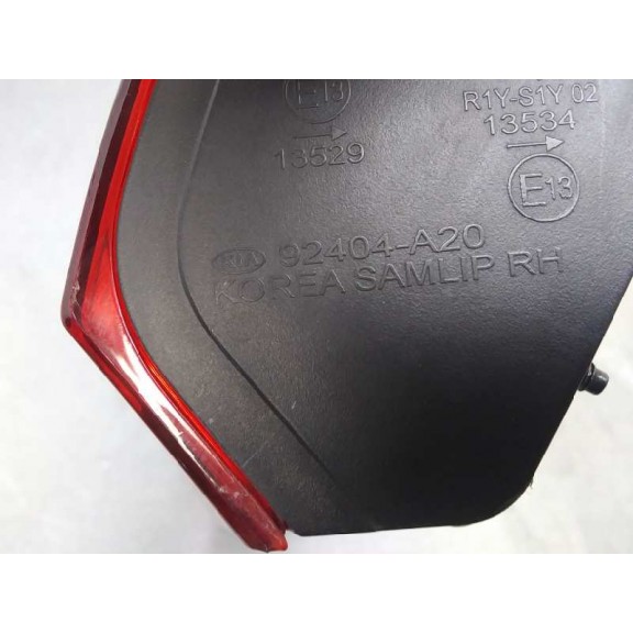 Recambio de piloto trasero derecho interior para kia cee´d drive referencia OEM IAM 92404A20  