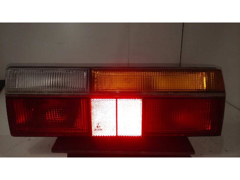 Recambio de piloto trasero derecho para volkswagen polo (867/871/873) bel ami berlina referencia OEM IAM 873845112A  