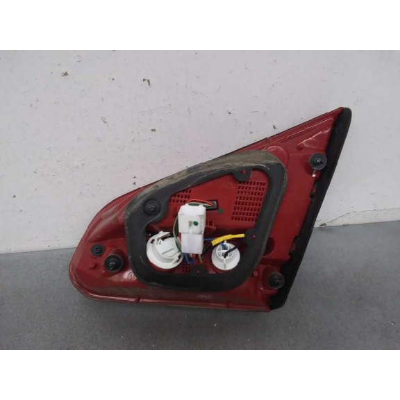 Recambio de piloto trasero izquierdo interior para kia cee´d drive referencia OEM IAM 92403A20  