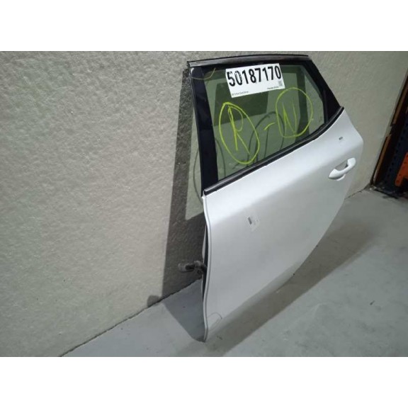 Recambio de puerta trasera izquierda para kia cee´d drive referencia OEM IAM   
