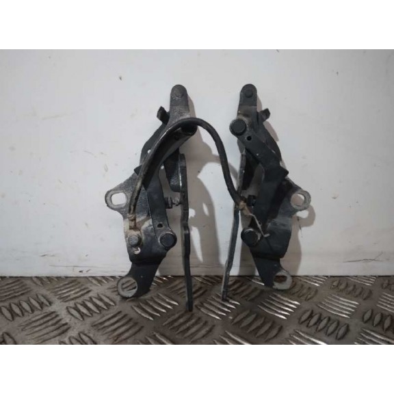 Recambio de bisagra capot para bmw serie 3 touring (e91) 320d xdrive referencia OEM IAM 7115264 7115263 LAS DOS