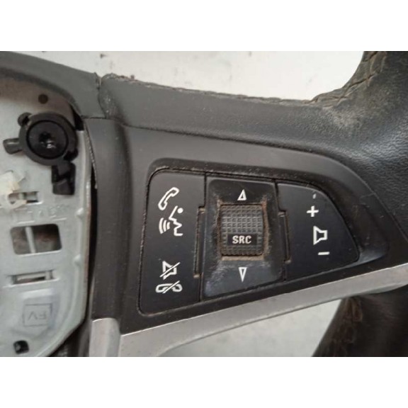 Recambio de volante para opel zafira tourer 2.0 cdti referencia OEM IAM 13351029  CON MANDOS