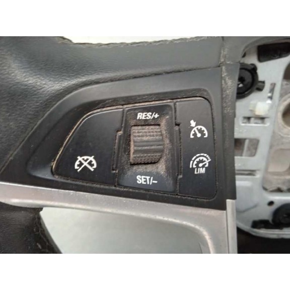 Recambio de volante para opel zafira tourer 2.0 cdti referencia OEM IAM 13351029  CON MANDOS