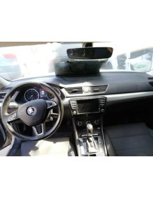 Recambio de kit airbag para skoda superb (3v3) 2.0 tdi referencia OEM IAM   