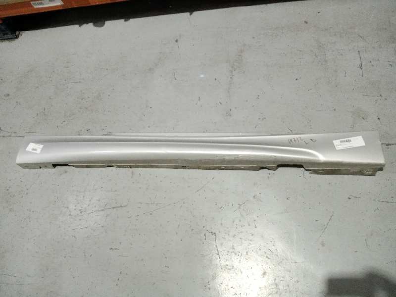 Recambio de faldon lateral para bmw serie 1 berlina (e81/e87) 118d referencia OEM IAM  DERECHO 